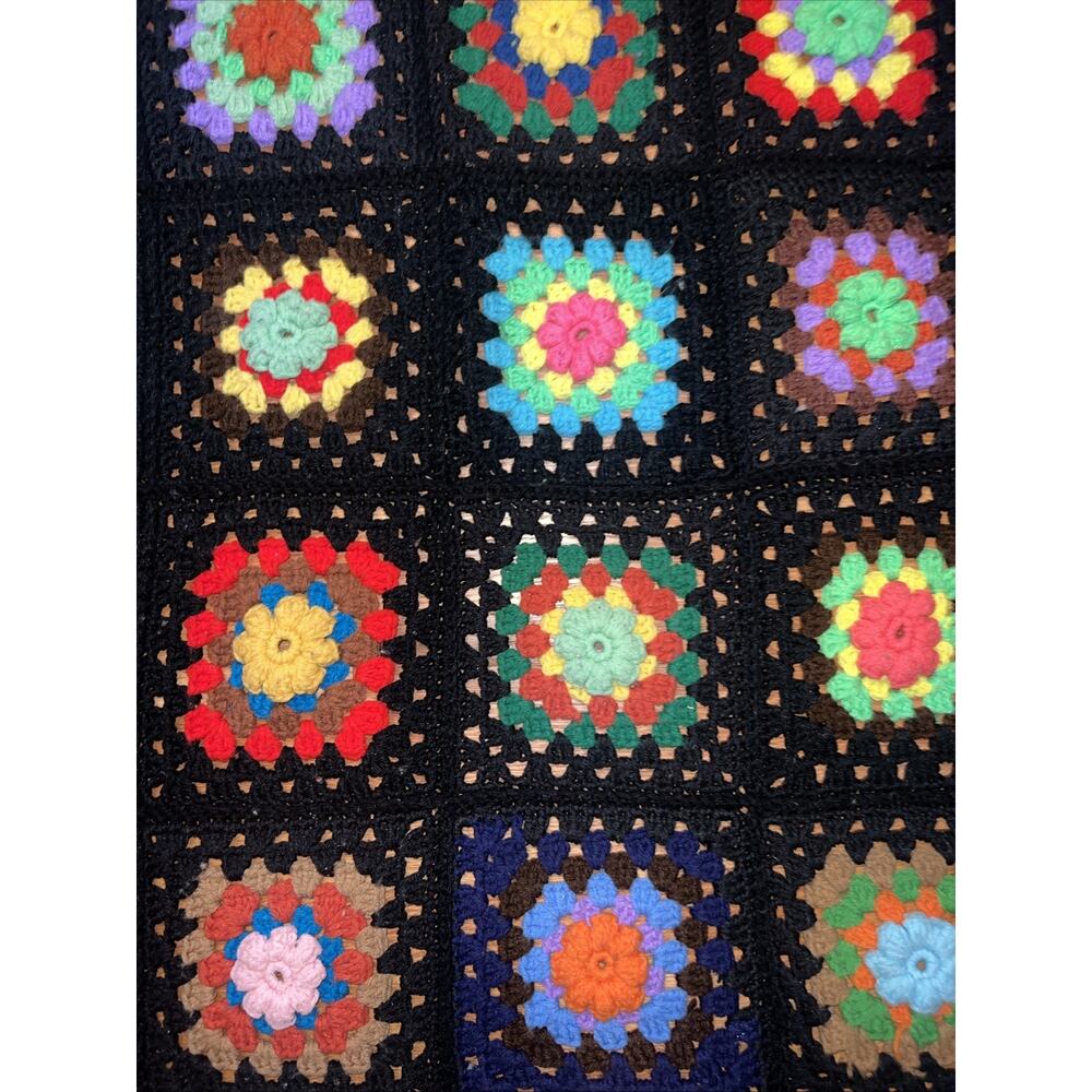 Vintage Crochet 3D Flower Granny Square Afghan Blanket 44”x62” Black Multicolor - Picture 3 of 5